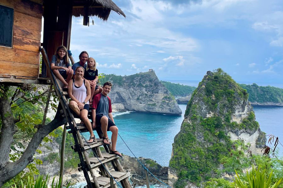 10 Fun And Educational Family Vacation Spots In Indonesia